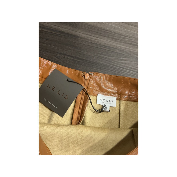 Le Lis Faux Leather Mini Skirt - Picture 3 of 5